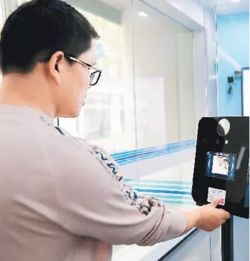 人工智能應(yīng)用軟件開發(fā)驅(qū)動(dòng)數(shù)據(jù)中心變革，中國電子商會(huì)助推產(chǎn)業(yè)協(xié)同發(fā)展